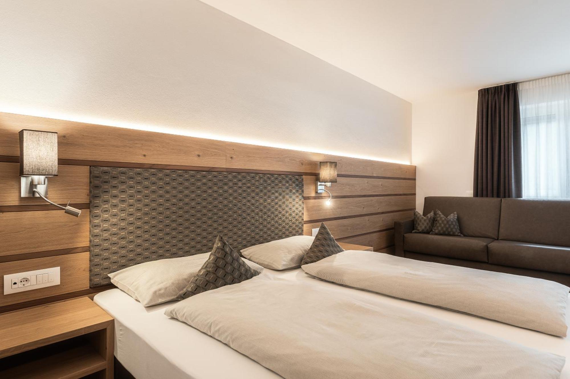 Hotel La Pineta سيلفا دي فال جاردينا المظهر الخارجي الصورة