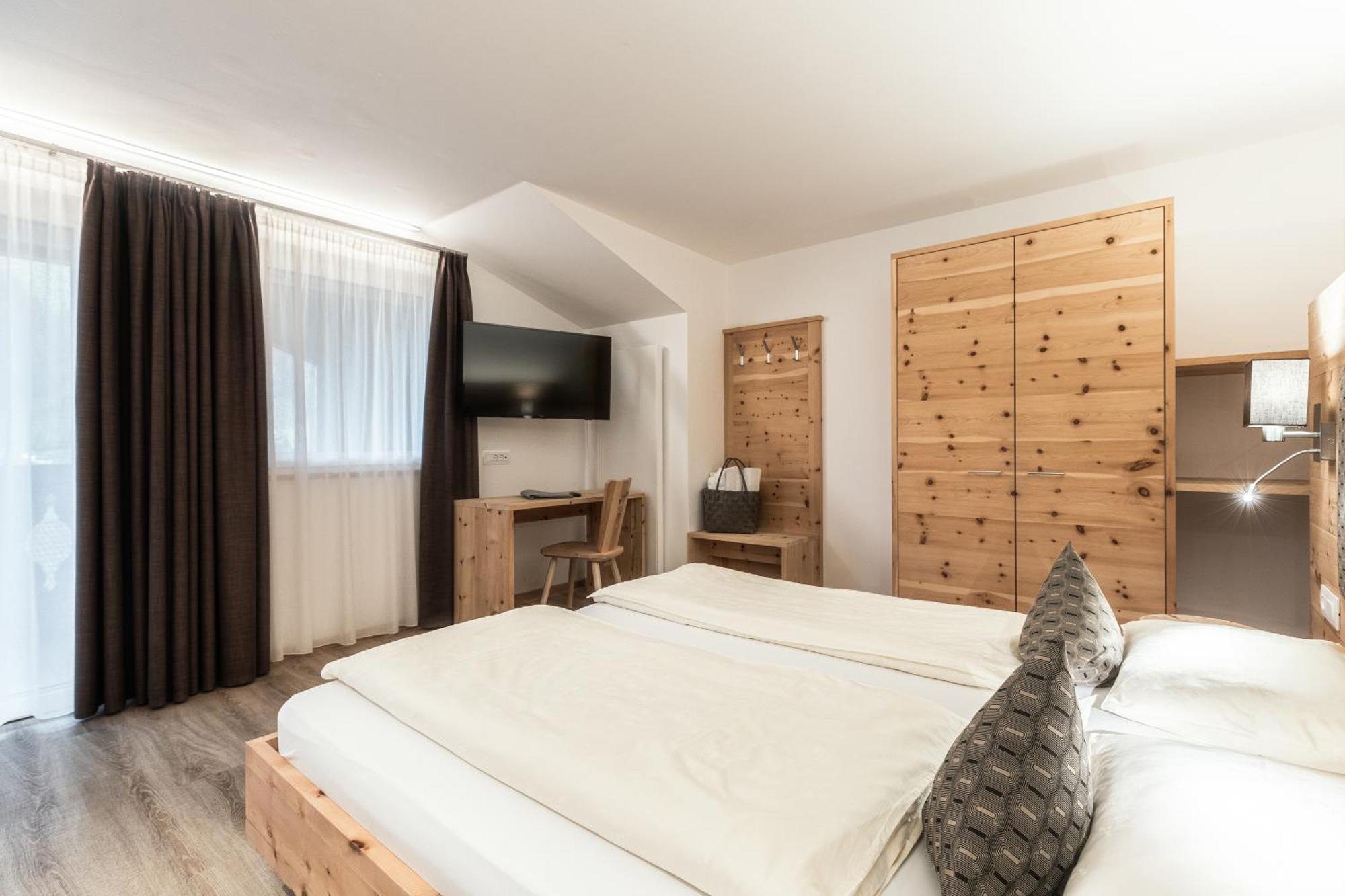 Hotel La Pineta سيلفا دي فال جاردينا المظهر الخارجي الصورة